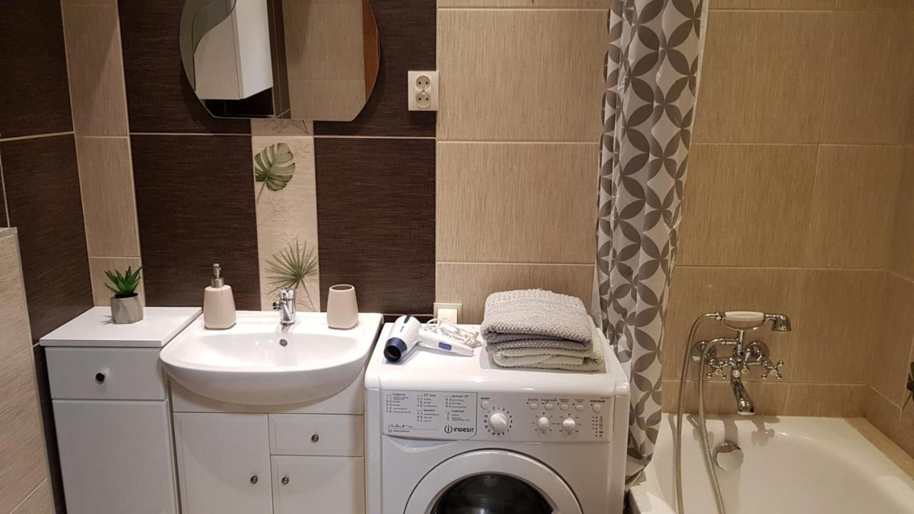 Apartament Centrum Przy Maxie Daire Tarnów Dış mekan fotoğraf